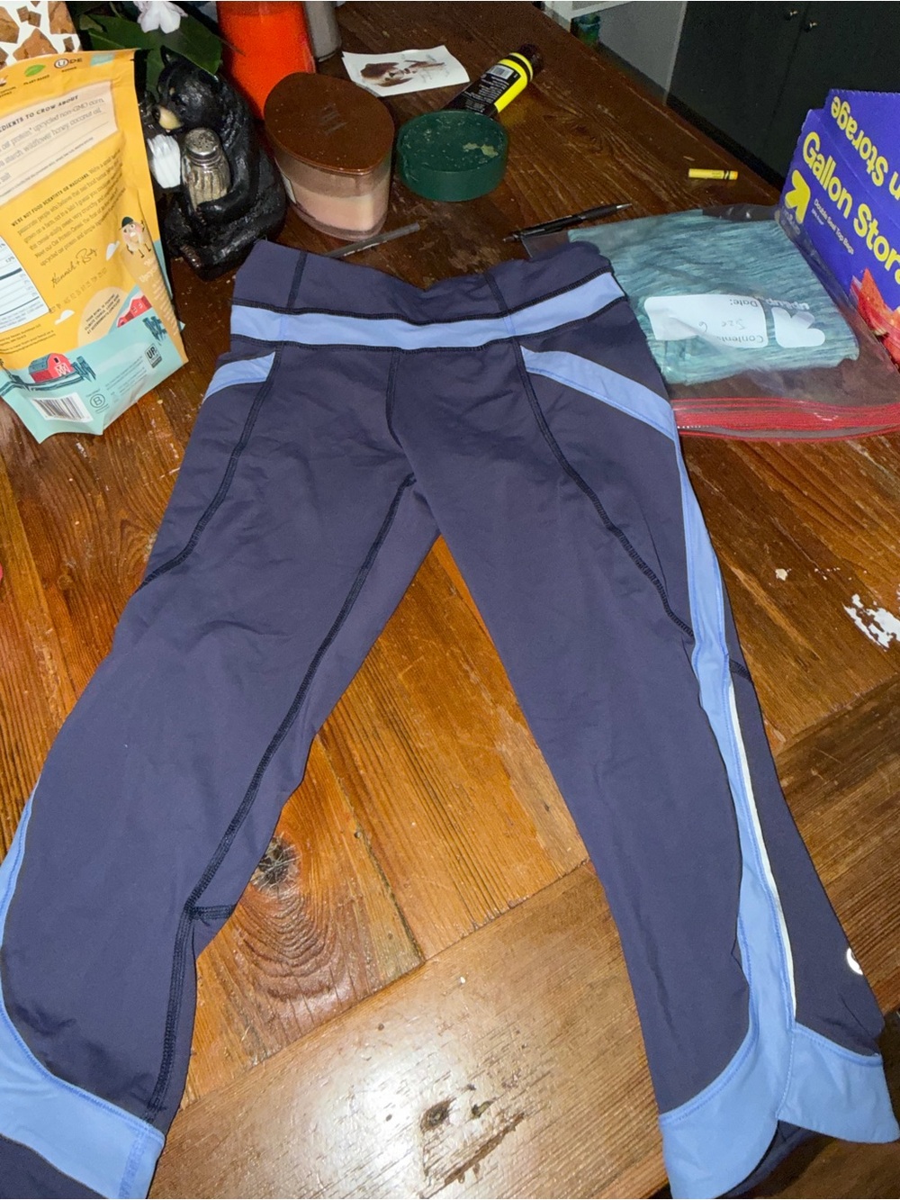 Bundle of 2 Lululemon Cropped Leggings Size 6 Yoga Running Workout Athletic - Picture 4 of 4